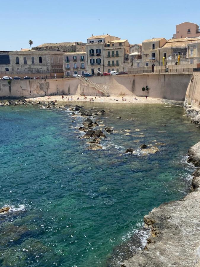 Апартаменты Vicolo A Mare Сиракузы Экстерьер фото